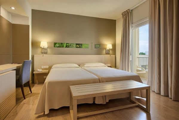 Hotel & Spa Terraza 4 Sup Roses Eksteriør billede